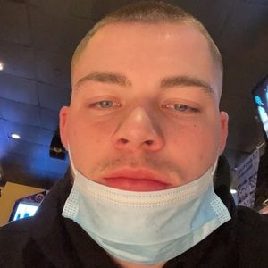 Meet your Posher, Christopher